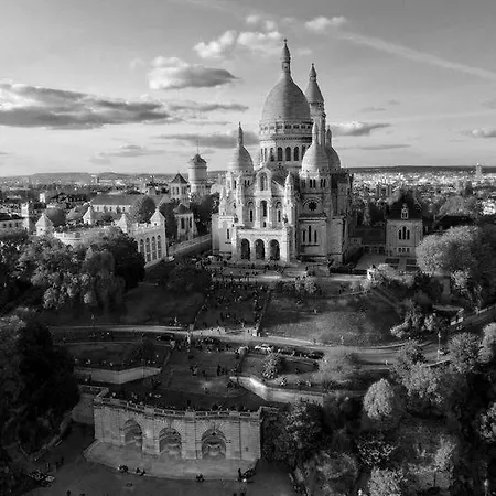 L'atelier 35 With View Of Montmartre Apartment Paris
