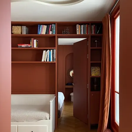 Apartment L'atelier 35 With View Of Montmartre *
