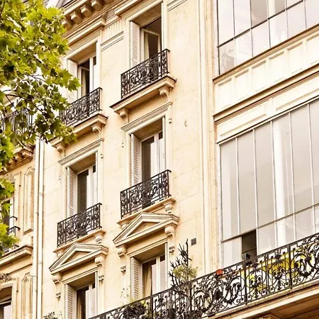 Apartment L'atelier 35 With View Of Montmartre *